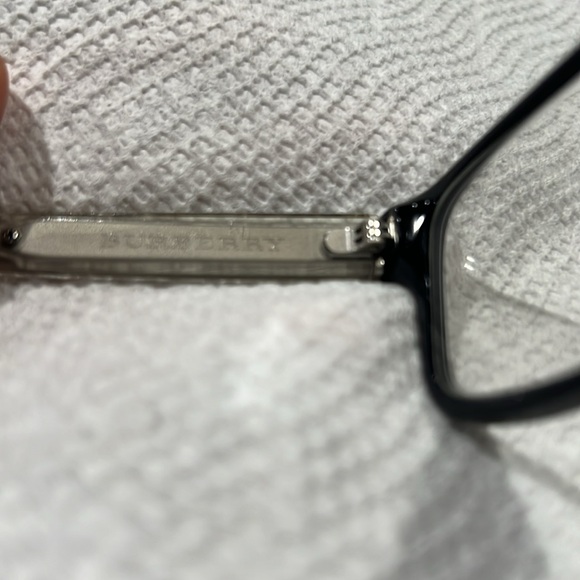 Burberry eyeglasses frame - Picture 4 of 6